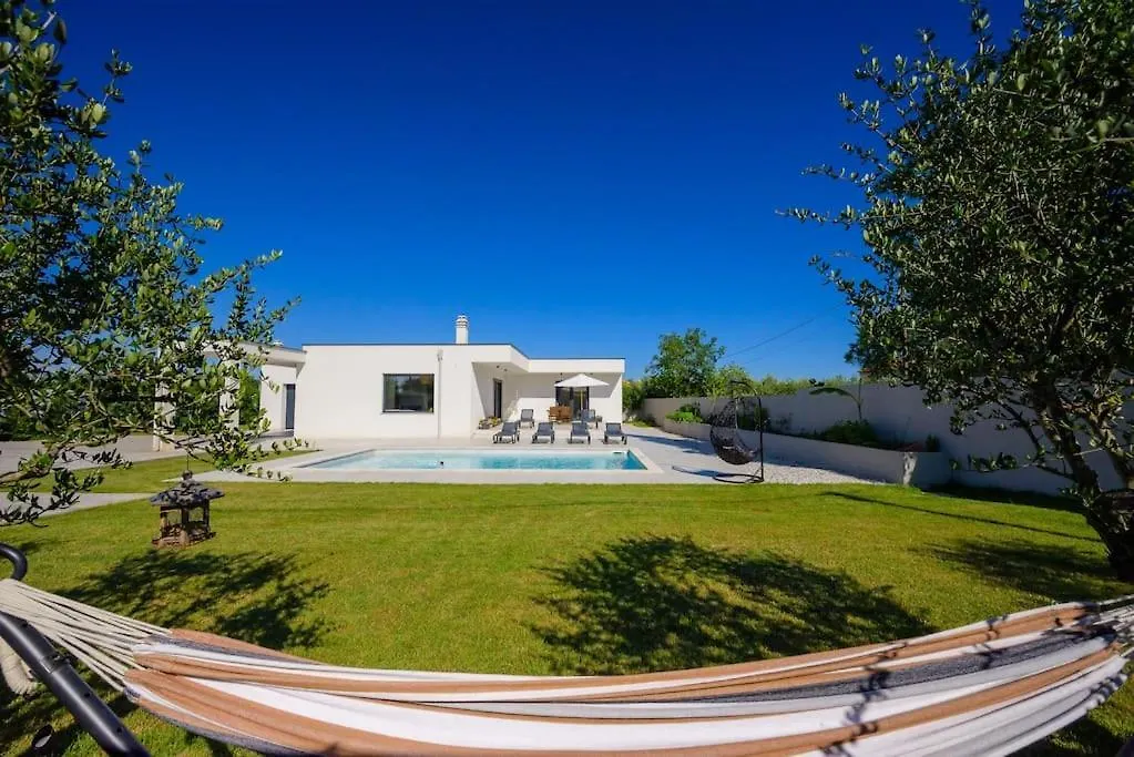 Villa Botanica By Istrialux Medulin
