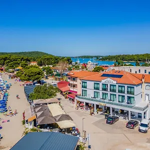 Koral Hotel